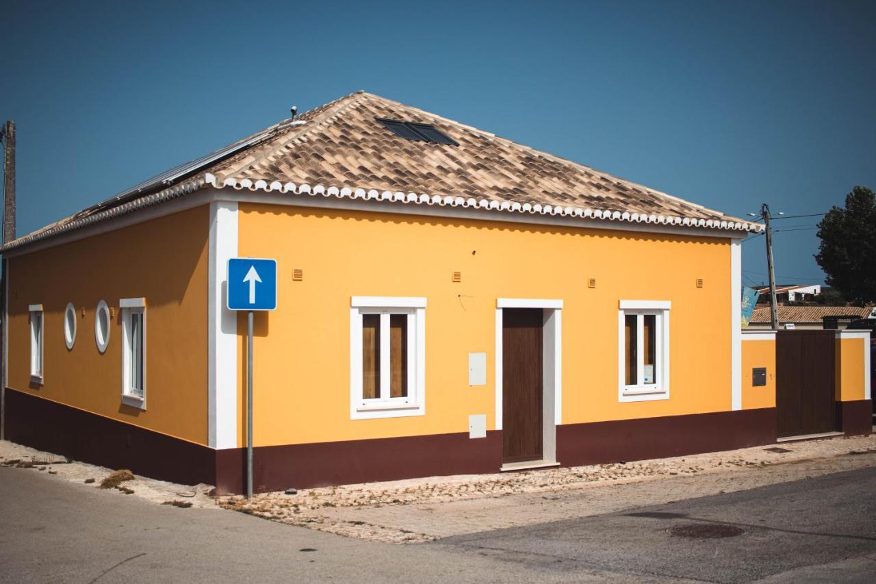 Laurus - Charming House Guest House Raposeira  Luaran gambar