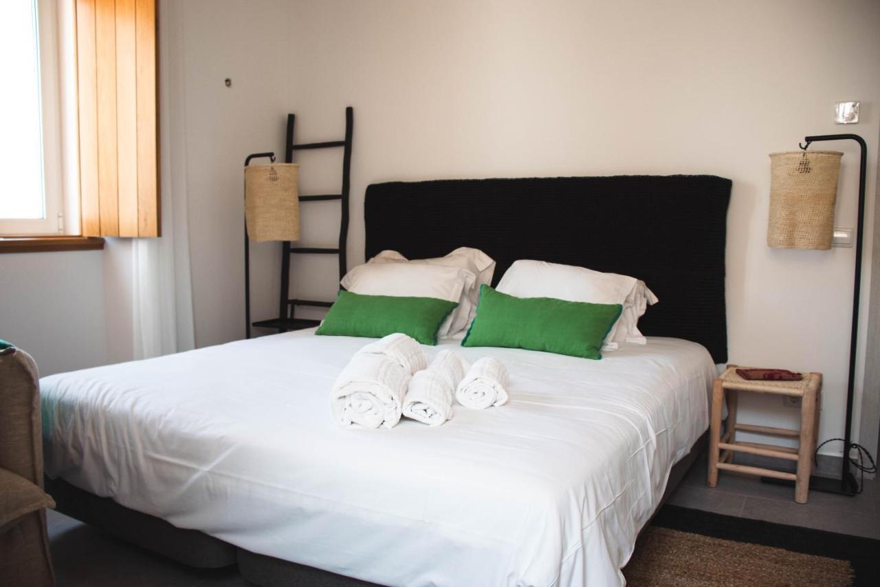 Laurus - Charming House Guest House Raposeira  Luaran gambar